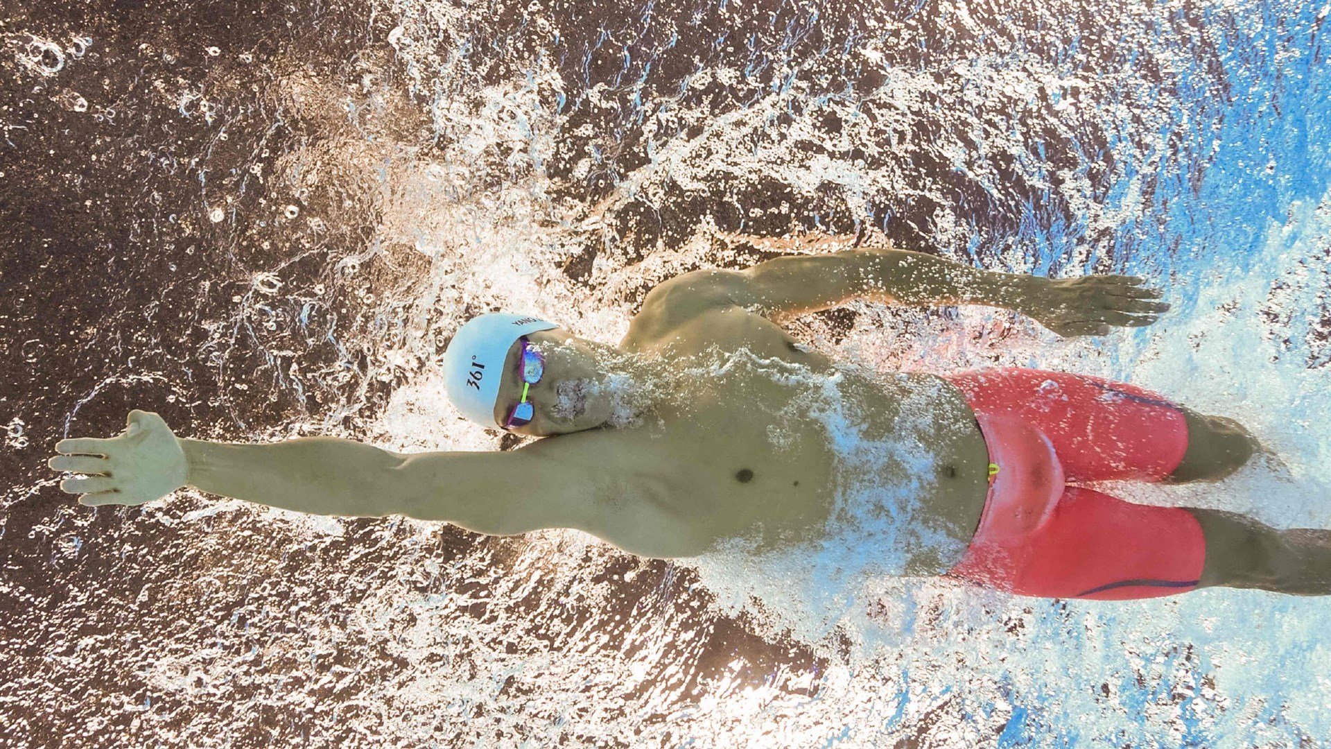 开云体育俱乐部官网-“体二代”的荣耀传承：揭秘王艺迪背后的家庭力量